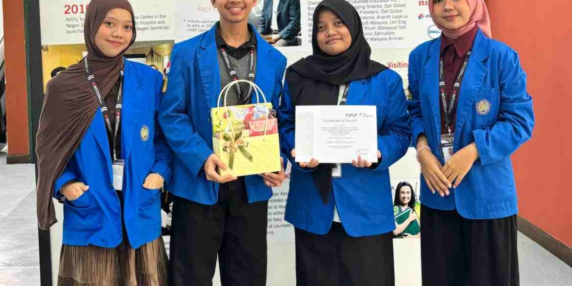 Mahasiswa Farmasi UMP Raih Young Scientist Award di Ajang Internasional