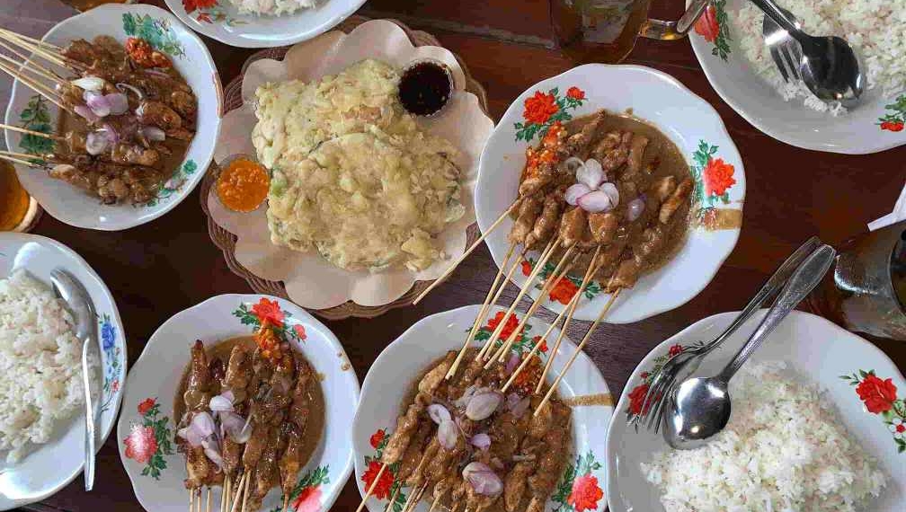 5 Rumah Makan Nusantara Legendaris di Purwokerto, Ada Sate hingga Soto Sokaraja