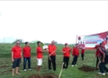 Peringati Hari Kartini dan Hari Bumi, PDI Perjuangan Banyumas Tanam Ratusan Bibit Pisang di Sumbang
