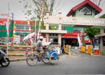 101 Tahun RSUD Banyumas: Launching Perpustakaan Talasemia hingga Pemotongan Tumpeng Bersama Bupati