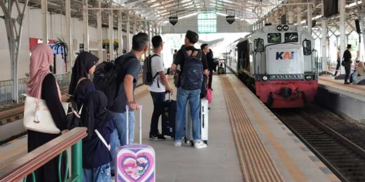 Libur Buruh 2026, Stasiun Purwokerto Kebanjiran 38 Ribu Penumpang KA