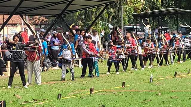 Ratusan Pelajar Banyumas Antusias Ikuti POPDA Panahan, Ini Ajang Kualifikasi Provinsi