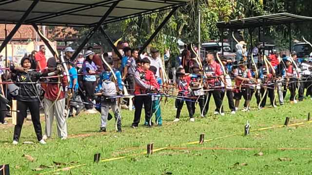 Ratusan Pelajar Banyumas Antusias Ikuti POPDA Panahan, Ini Ajang Kualifikasi Provinsi