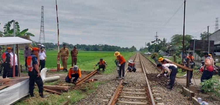 Demi Keselamatan Bersama, KAI Daop 5 Purwokerto Tutup 184 Perlintasan Liar