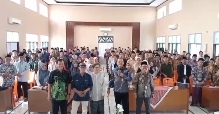 Realisasi Program Trilasan, Pemkab Banyumas Salurkan Bantuan Operasional untuk Ponpes