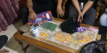 Satresnarkoba Polresta Banyumas Bekuk Dua Pengedar, Sita 1.353 Butir Tramadol dan Hexymer