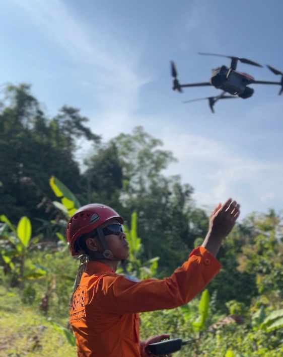 Cari Warga yang Hilang, Basarnas Perluas Operasi SAR di Hutan Binangun dengan Drone Thermal dan K9