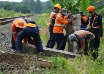 Sepanjang 2026 Tiga Orang Meninggal di Perlintasan, KAI Daop 5 Tutup Jalur Liar Tegal