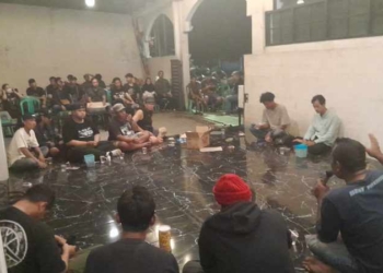 Dari Kampus ke Desa: Film “Pesta Babi” Diputar di Kawunganten, Publik Antusias