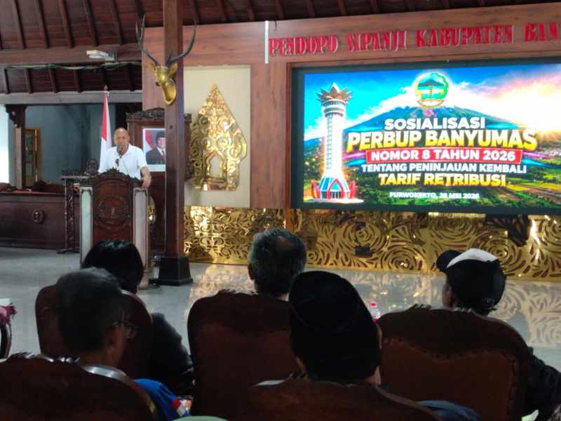 Berpihak ke Pedagang, Bupati Banyumas Turunkan Tarif Retribusi Pasar hingga 53 Persen
