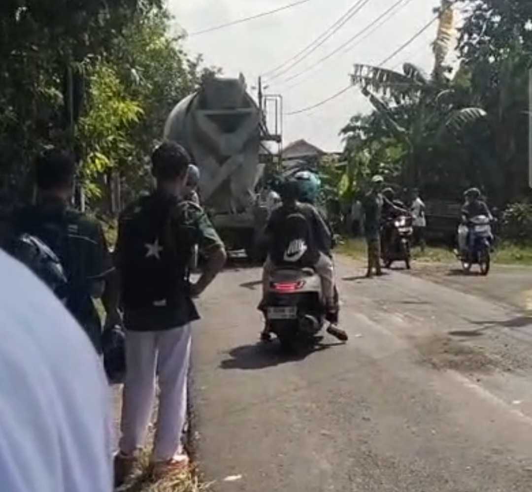 Kecelakaan Beruntun di Jatilawang, Seorang Guru Meninggal Usai Terlindas Truk Molen