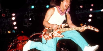 Eddie Van Halen: Gitaris Revolusioner Berdarah Indonesia di Balik Solo “Beat It” dan “Eruption”