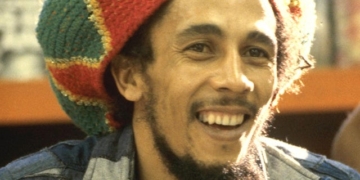 Warisan Abadi Bob Marley: Dari Gang Trench Town hingga Panggung Dunia
