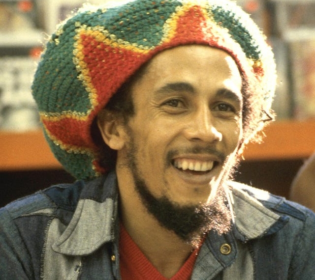 Warisan Abadi Bob Marley: Dari Gang Trench Town hingga Panggung Dunia