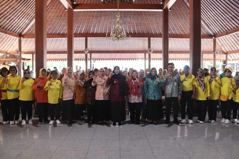 Wabup Lintarti Buka Gerakan Lansia Sehat: “Lansia Bukan Beban, Tapi Aset Bangsa”