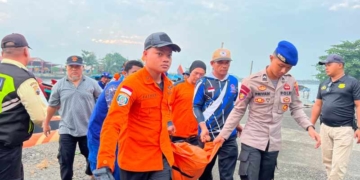 Meninggal Saat Berlayar, Jenazah Nakhoda Kapal Mina Karunia Abadi Berhasil Dievakuasi Basarnas