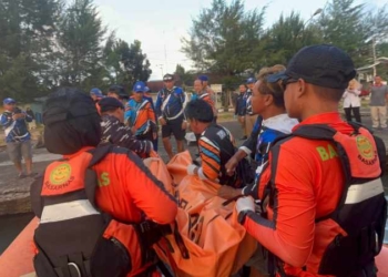 ABK KM Cakra Mandiri Meninggal Saat Melaut, Tim SAR Evakuasi Jenazah dari Perairan Karangbolong