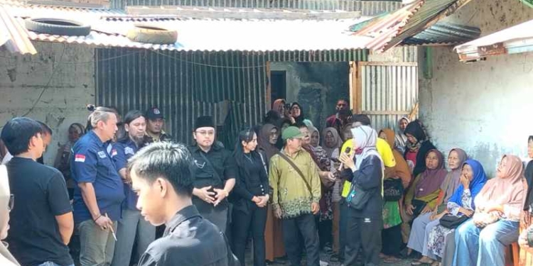 Pedagang Pasar Wage Purwokerto Demo Minta Kembali ke Jalan Vihara, Paguyuban dan Warga Tolak