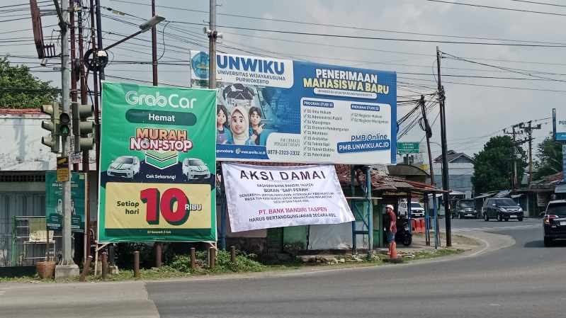Spanduk “Bukan Sapi Perah” Muncul di Banyumas! Pensiunan Mandiri Taspen Ancam Aksi Damai Jumat Besok