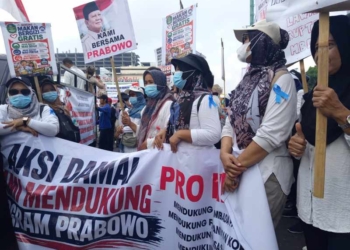 Ribuan Massa Banyumas Kepung Pendopo, Dukung MBG dan Desak Korupsi BGN Ditindak