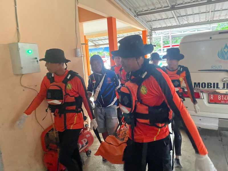 Tim SAR Tutup Operasi Setelah Temukan Jasad Nelayan yang Terjatuh di Perairan Cilacap