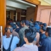 4 Bulan Ekonomi Lumpuh, Warga Desa Paningkaban Padati PN Purwokerto Minta Terdakwa Tambang Bebas
