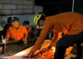 Jenazah Pria Tanpa Identitas Ditemukan di Hutan Brebes, Tim SAR Gabungan Evakuasi Malam Hari