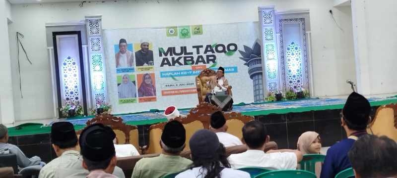 Ribuan Santri Siap Jadi Pelopor Kebaikan di Multaqo Akbar Andalusia Purwokerto