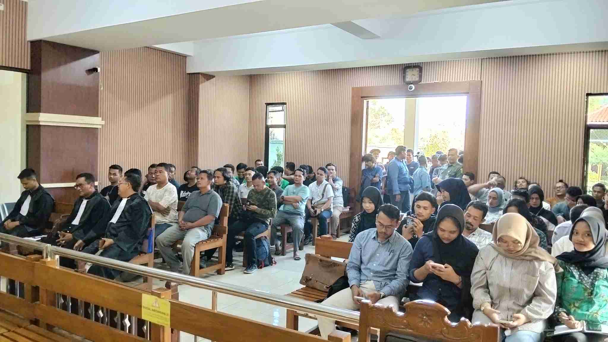 Sidang Sarko: Saksi Meringankan Sebut Warga di Paningkaban Terpuruk Pasca-penahanan, Kuasa Hukum Minta Bebas