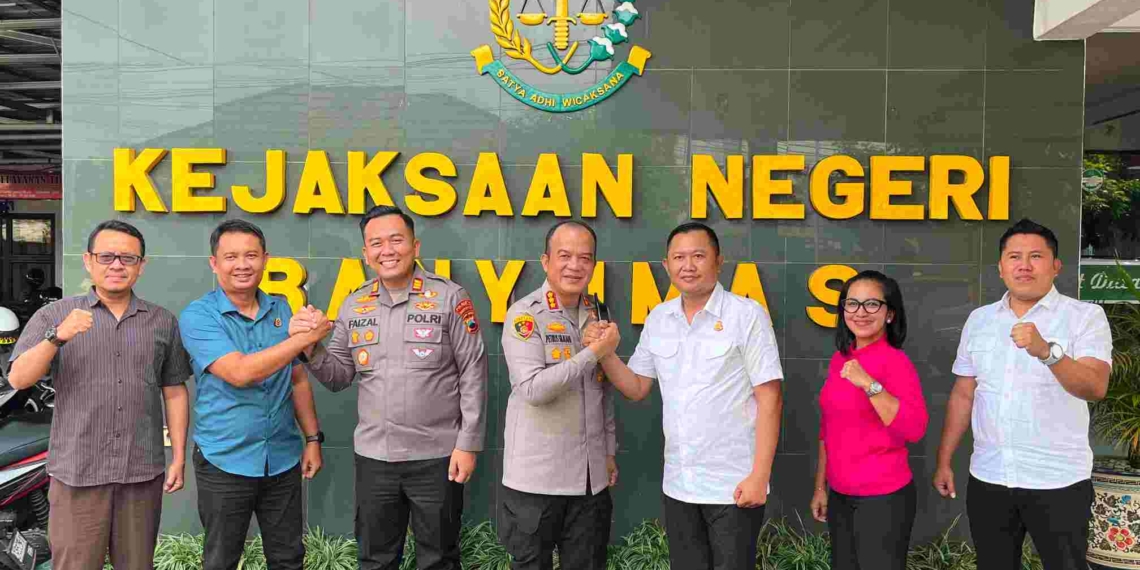 Perkuat Sinergi Penegakan Hukum, Kapolresta dan Kajari Banyumas Jalin Silaturahmi