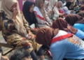MPLS SMPN 4 Kedungbanteng: Siswa Bersimpuh dan Cuci Kaki Orang Tua di Hari Penutupan