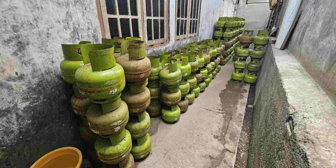 Polresta Banyumas Sita 215 Tabung dari Pengoplos LPG Subsidi di Purwokerto
