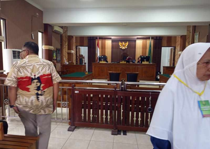 Sidang Perdana Gugatan Pensiunan Bank Mantap Mandek, Terduga Pelaku dan OJK Purwokerto Mangkir