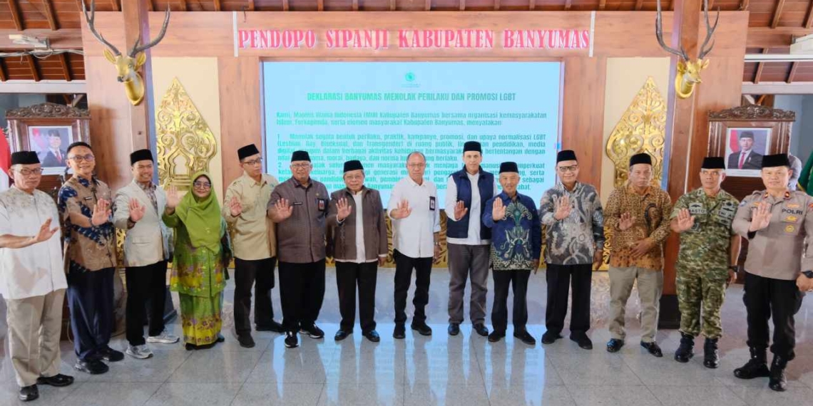 Bupati & MUI Banyumas Deklarasi Perangi HIV/AIDS Lewat Penguatan Karakter