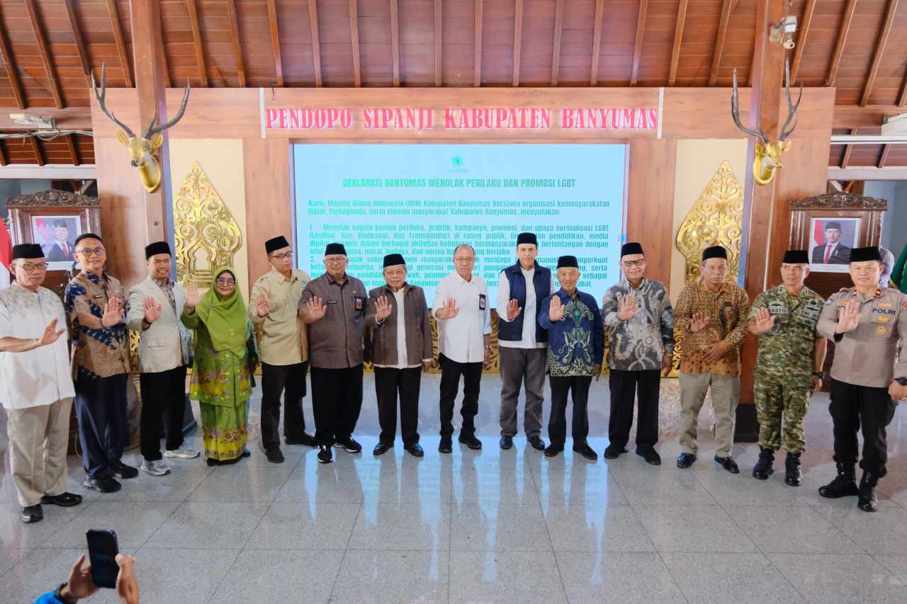 Bupati & MUI Banyumas Deklarasi Perangi HIV/AIDS Lewat Penguatan Karakter
