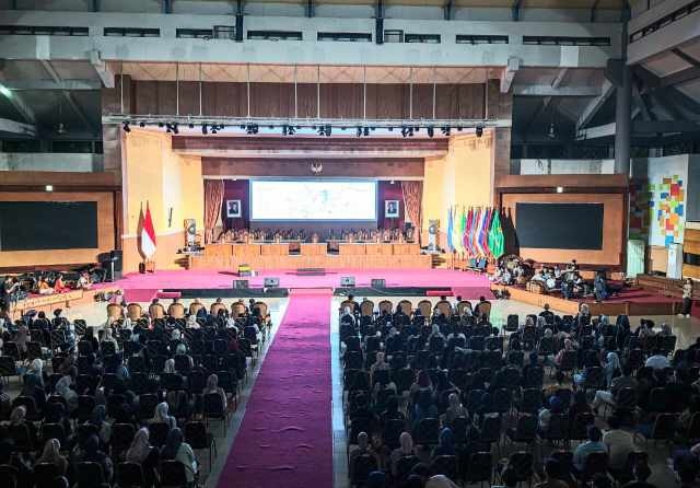 Pentas Musikal “Soko Tani” Gaungkan Semangat Swasembada Pangan, 500 Mahasiswa Unnes Terpukau