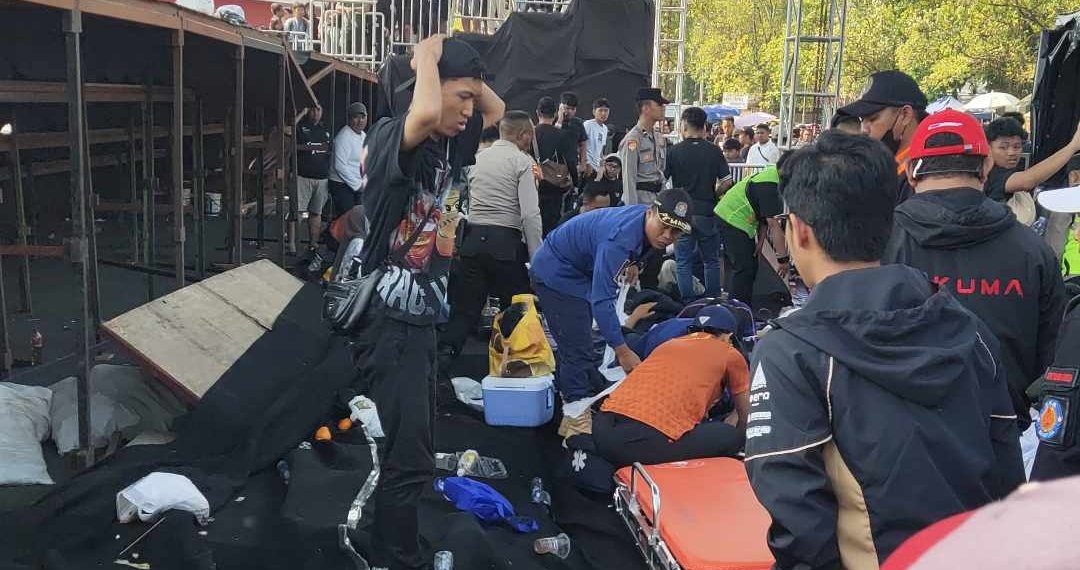Tribun Speed Fest Ambruk di GOR Satria, Puluhan Terluka Jelang Derby Ngapak