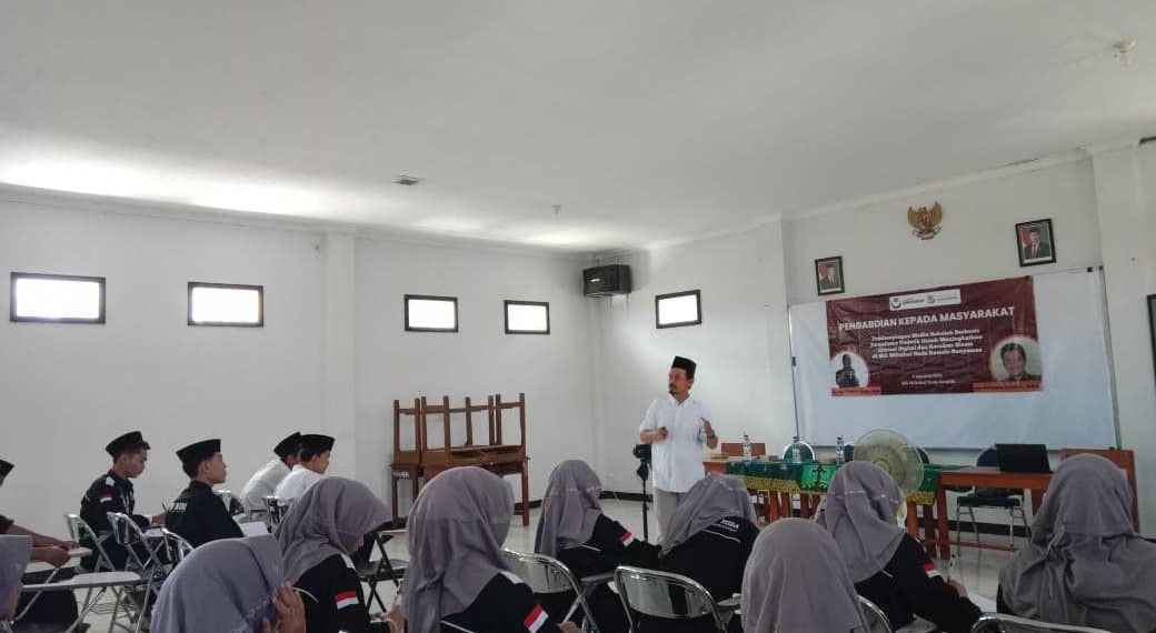 Lawan Hoaks, Siswa MA di Banyumas Dibekali Jurnalisme Profetik
