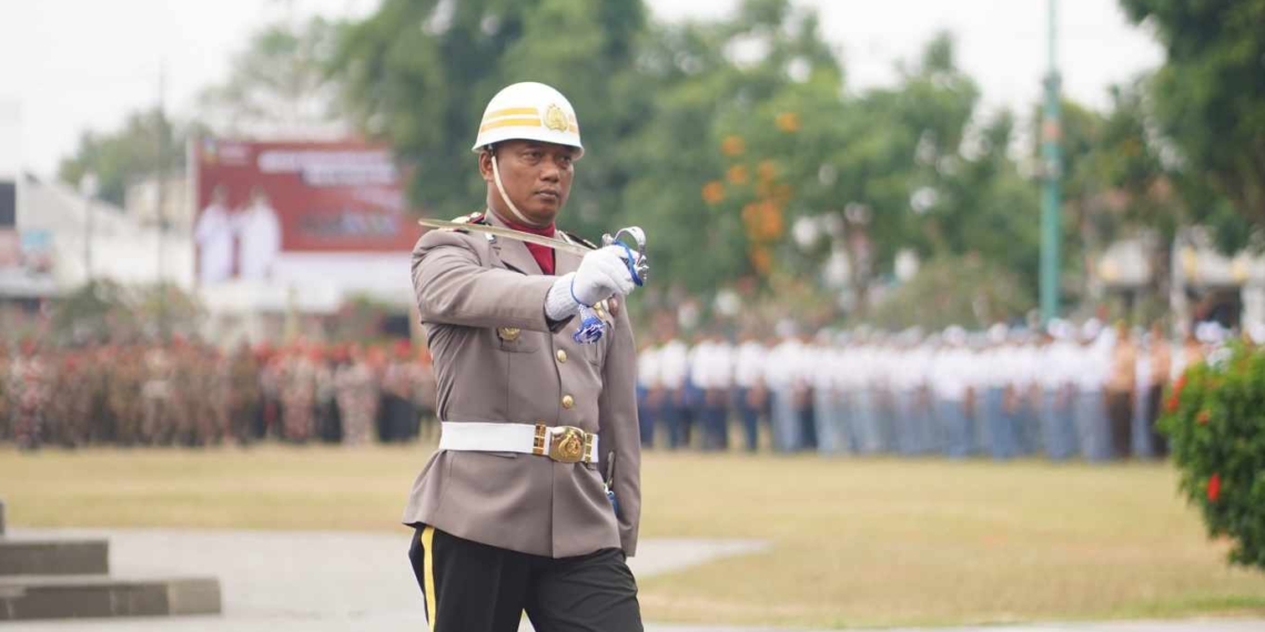 Kapolsek Cilongok AKP Susanto Curi Perhatian, Sukses Pimpin Upacara HUT ke-81 RI di Banyumas