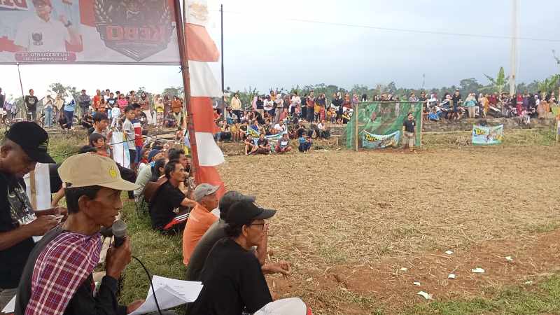 15 RT Adu Sportivitas di Kompetisi Mini Sepakbola Sarung KPC Ke’BO CUP II