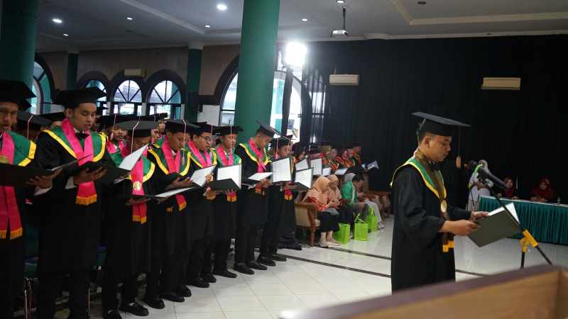 695 Mahasiswa UIN Saizu Diwisuda, 9 di Antaranya Hafiz Al-Quran 30 Juz