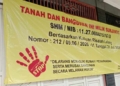 Sengketa Tanah Ajibarang, Pemenang Lelang Segel Bangunan sengketa