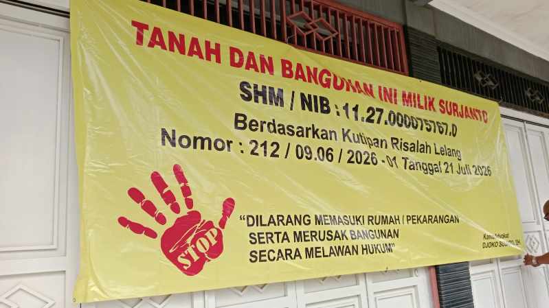 Sengketa Tanah Ajibarang, Pemenang Lelang Segel Bangunan sengketa
