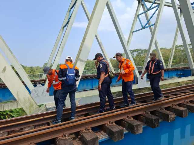 Gempa M 5,4 Guncang Cilacap, 21 Kereta Api Sempat Dihentikan, KAI Pastikan Jalur Aman