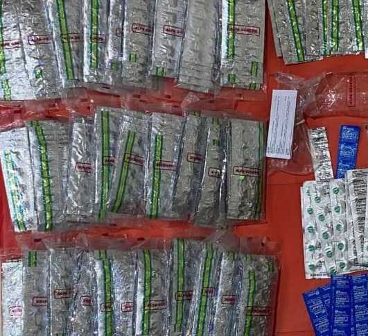 Pengedar di Banyumas Ditangkap Saat “Nunggu Pembeli” di Gang, Polisi Sita 3.206 Pil Berbahaya