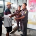 Kejari Banyumas Gelar Pasar Murah, Pengayuh Becak Dapat Kupon Bantuan Pangan
