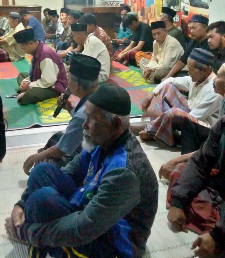 Warga Sawangan Wetan Hilang di KM Virgo Transport 8, Keluarga Gelar Doa Bersama