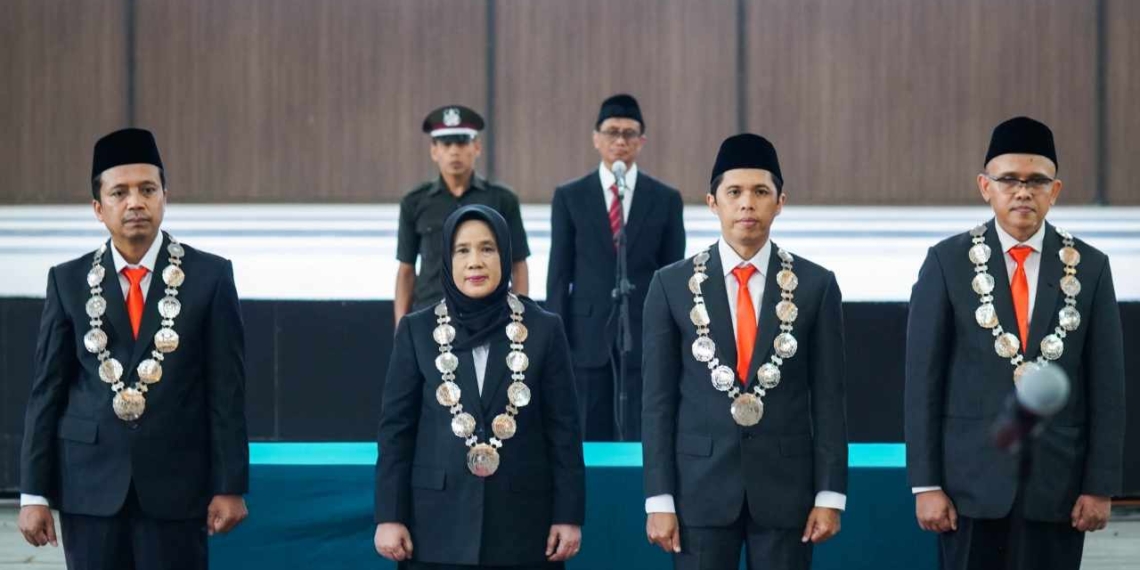 Plt Rektor Unsoed Lantik Empat Wakil Rektor di Tengah Proses Hukum Kasus KPK