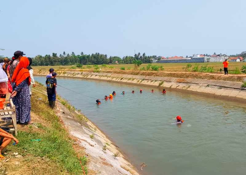 Pemuda Tenggelam di Saluran Irigasi Kebasen, Tim SAR Evakuasi Korban Usai 5 Jam Pencarian