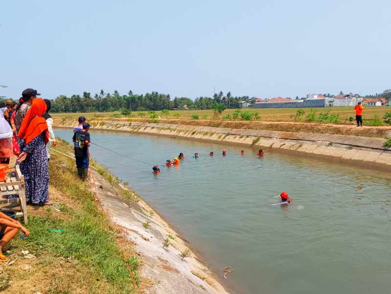 Pemuda Tenggelam di Saluran Irigasi Kebasen, Tim SAR Evakuasi Korban Usai 5 Jam Pencarian